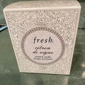 NEW!!  CITRON DE VIGNE SCENTED CANDLE BY FRESH